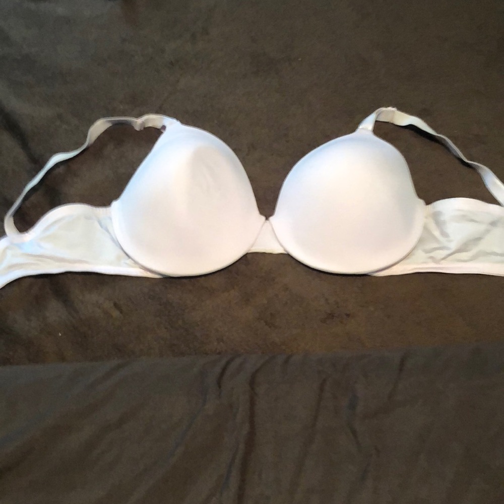 Warner’s 38D Underwire bra Brand New